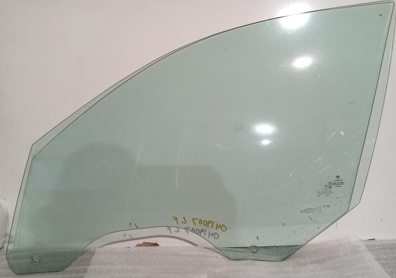2002-2008 BMW 7 Series LH Front Door Window Glass 59005 A w/o Anti-theft