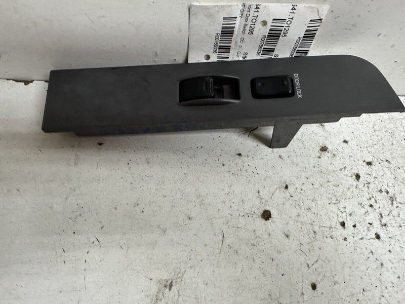 1995-1999 Toyota Tacoma Front Right Passenger Power Window Lock Switch Oem