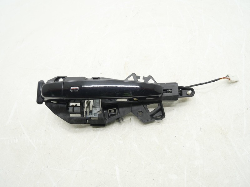 Used Passenger Right RH Door Handle H1T Jet Black 2016-2024 Chevy Camaro SS OEM
