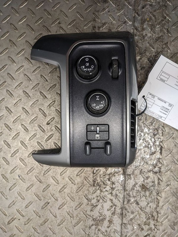 2014 - 2018 SILVERADO SIERRA DASH HEADLIGHT SWITCH 4X4 TRAILER BRAKE BEZ 1196112