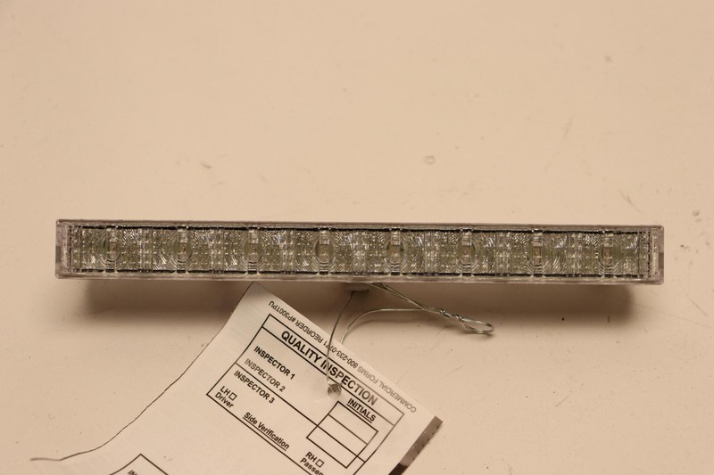 2019-2024 LEXUS ES300H REAR 3RD HIGH MOUNT CENTER BRAKE LIGHT STOP LAMP OEM
