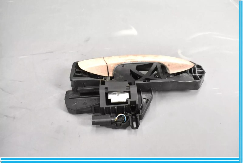 07-13 Mercedes W221 S550 S400 Front Right Side Exterior Door Handle OEM