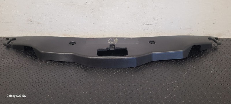 04-08 Ford F150 Core Support Upper Cover OEM 7L3Z-19E525-A