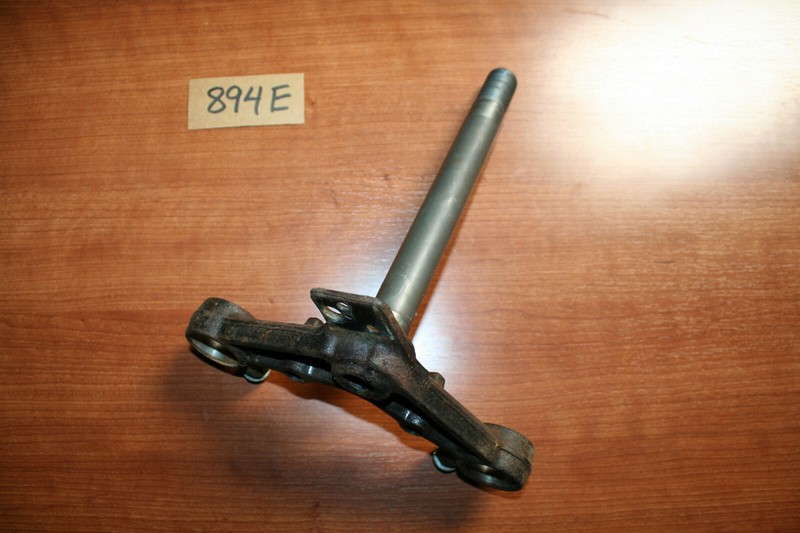 1978 Honda CM 185T 200T Twinstar Triple Tree Steering Stem Lower Clamp OEM 78 C