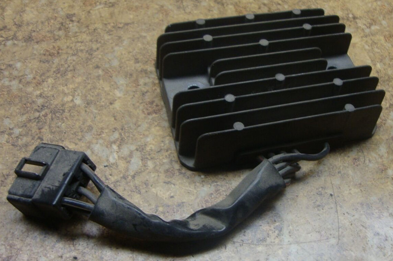 Suzuki GSX-R1000 GSXR1 GSXR GSXR1000 Voltage Regulator Rectifier Electrical 2003