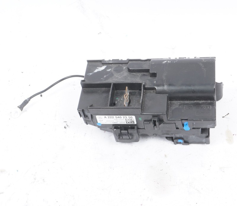 14-17 Mercedes S550 W222 Front Right Engine Fuse Box Junction 2225402350 OEM