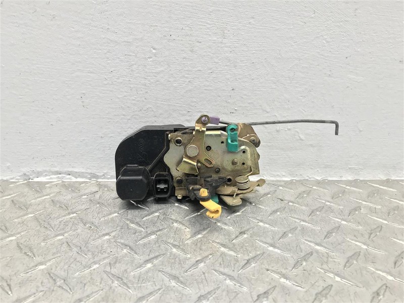2000 DODGE DURANGO DRIVER FRONT POWER LOCK ACTUATOR LATCH OEM