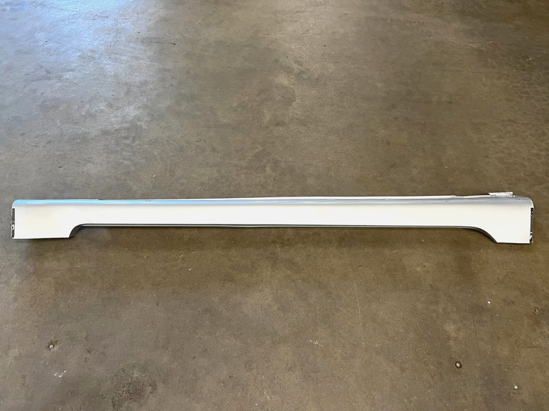 ⭐2015-2017 KIA K900 RIGHT PASSENGER SIDE SKIRT ROCKER PANEL TRIM OEM LOT2727