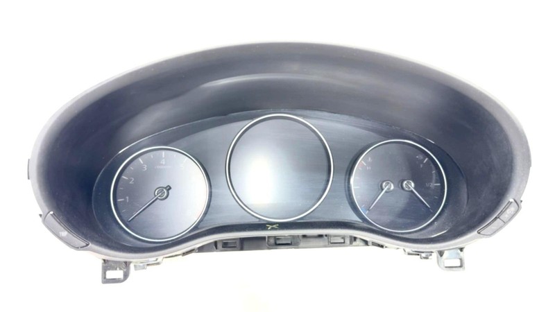 2019-2023 Mazda 3 Preffered 2.5L Seedometer Cluster Gauge Only 1000 Miles OEM