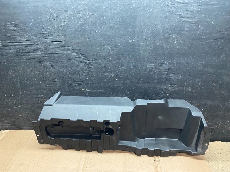 Bmw X6 Rear Trunk Luggage Range Deep With Tow Hook W4688 DG