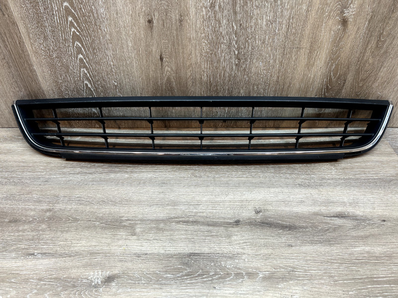 2011-2014 Volkswagen Jetta Front Lower Grille OEM 5C6-853-677-A