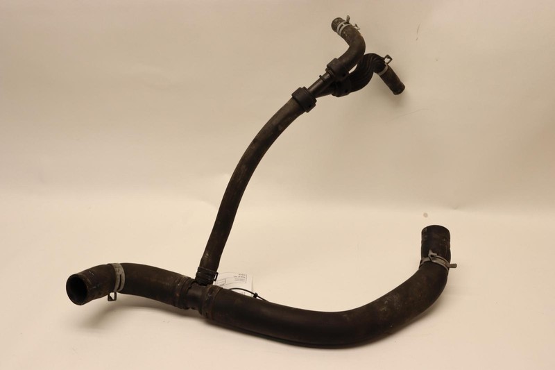 2016-2020 DODGE DURANGO 3.6L LOWER RADIATOR COOLANT HOSE PIPE TUBE OEM