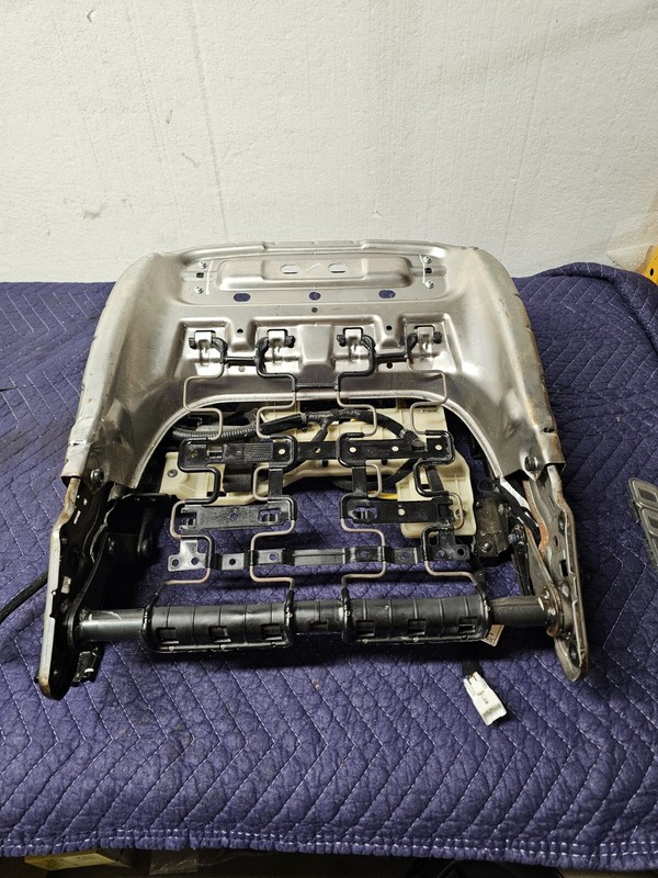 Driver Front Frame14-15 OPTIMA