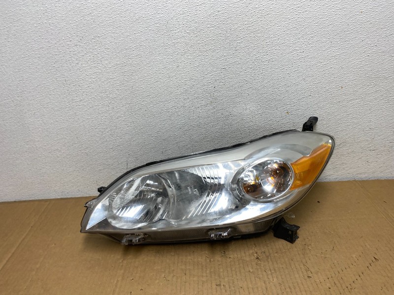 2009 to 2014 Toyota Matrix Left Driver LH Side Halogen Headlight AD0946 DW