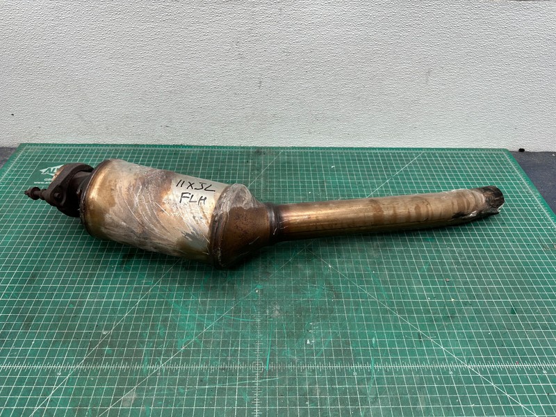 10-12 JAGUAR XJ FRONT LEFT DRIVER SIDE EXHAUST DOWNPIPE OEM