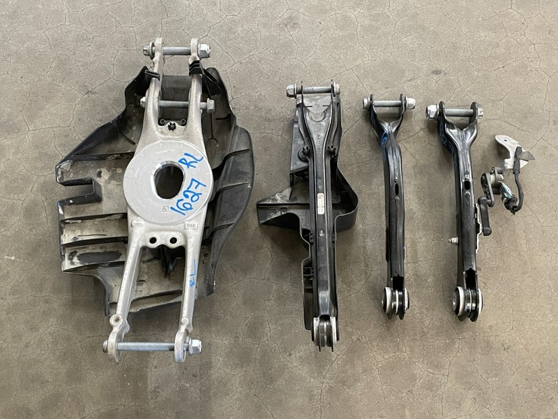 23-25 Mercedes EQS450 SUV X296 Rear Left Upper Lower Control Set RWD 1627 OEM