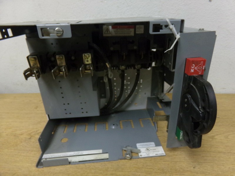 Allen Bradley 2192F-CKC-25R-79U-110-851DUP X Disconnect Switch