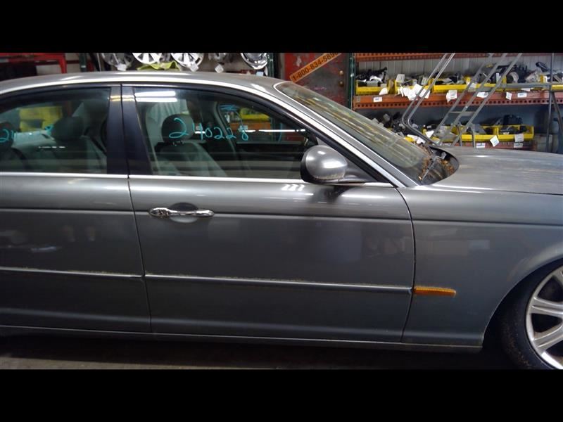 Passenger Right Front Door Fits 04-07 XJ8 1396490