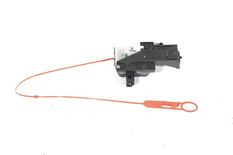 2010 - 2013 MERCEDES BENZ E350 W212 FUEL TANK DOOR LID LOCK LATCH ACTUATOR OEM