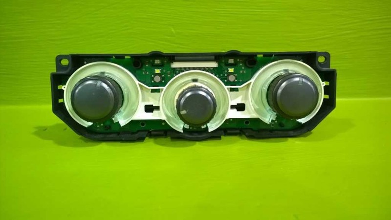 04 DIAMANTE TEMPERATURE CLIMATE CONTROL SWITCH OEM 3670-3