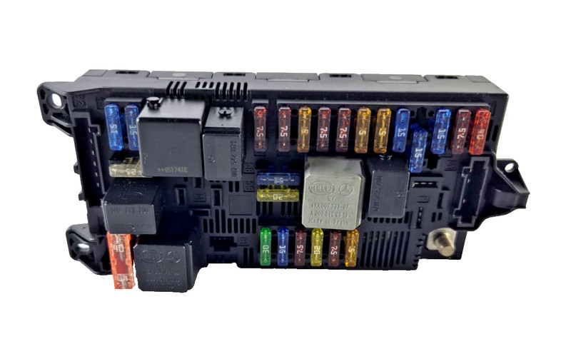 2006 Mercedes Benz E-Class E500 Rear Sam Fuse Relay Box OEM 2115454301