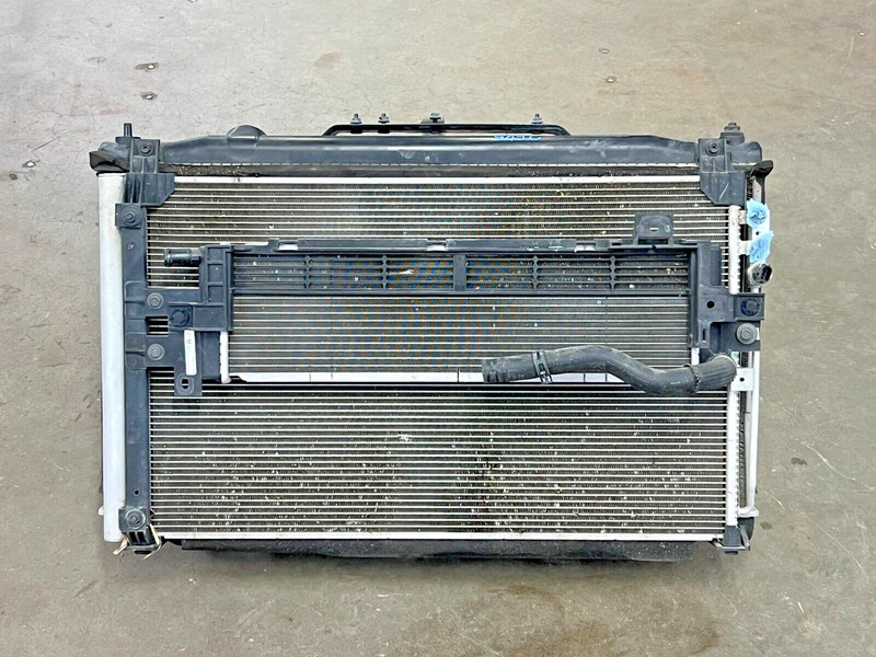 ⭐2018-2024 INFINITI Q50 3.0L V6 COOLING FRONT CLIP RADIATOR FAN 51K OEM LOT2545