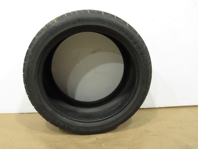 Goodyear Eagle F1 Tire Wheel Rim 265/40Z R19 19 Inch *