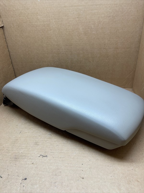 2007-2011 Toyota Camry Center Console Lid Cover Armrest Arm Rest Bisque Tan 40