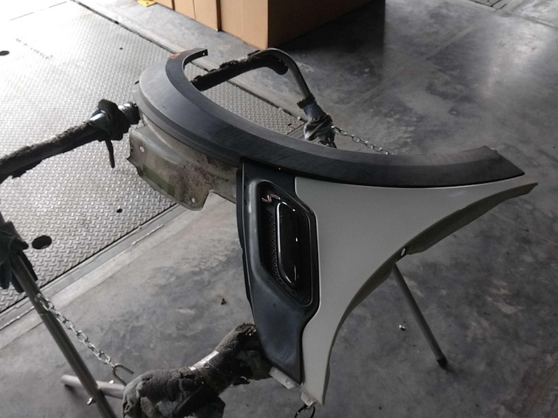 2016 MINI COUNTRYMAN Fender Right White 28283 119K Mileage Used OEM Part