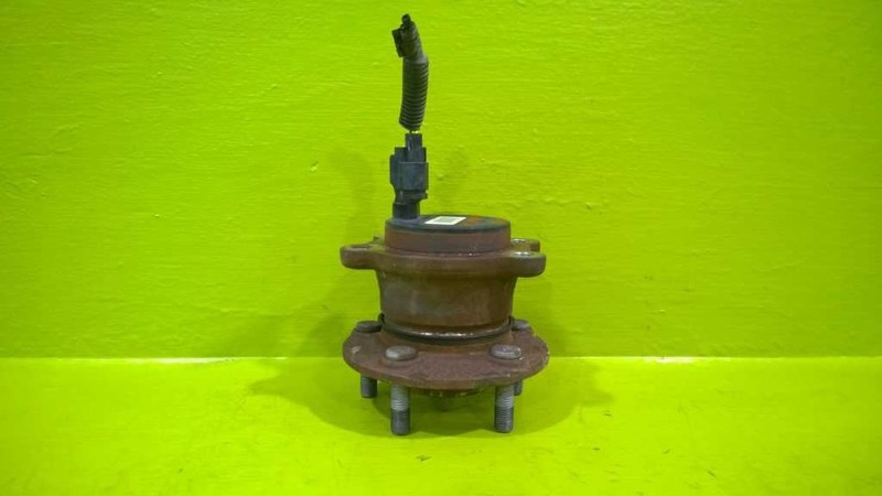13 14 15 16 17 18 19 FORD ESCAPE REAR WHEEL HUB OEM 2934-110