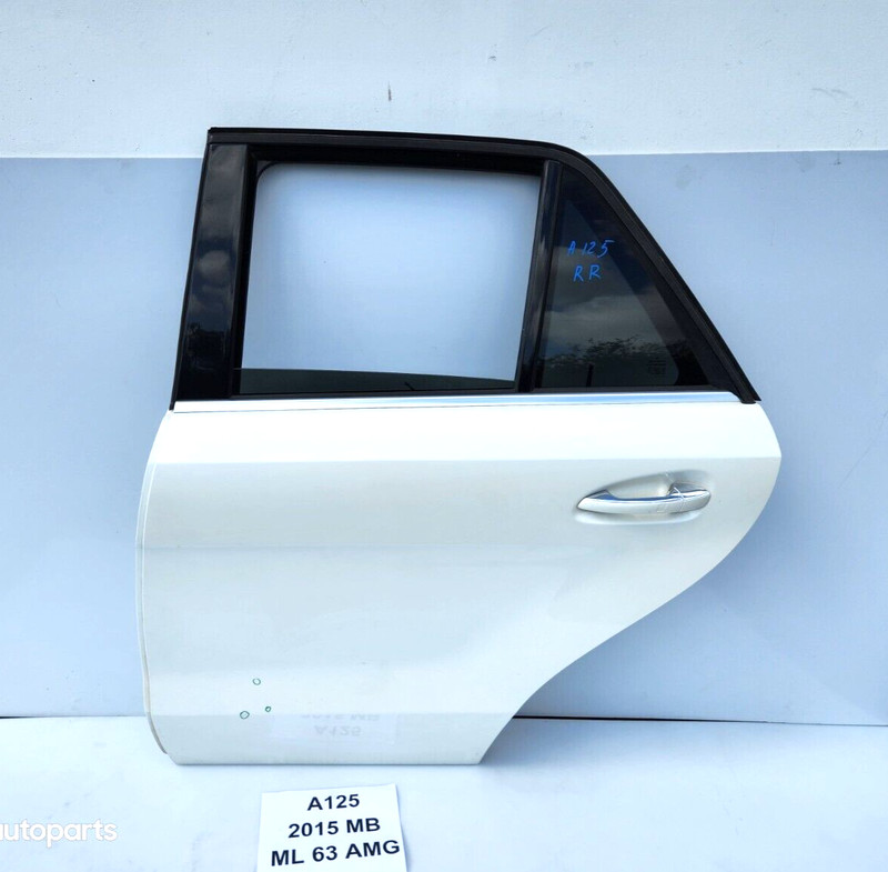 ✅ 12-19 OEM Mercedes W166 ML63 AMG Rear Driver Door Shell Panel White 799U *