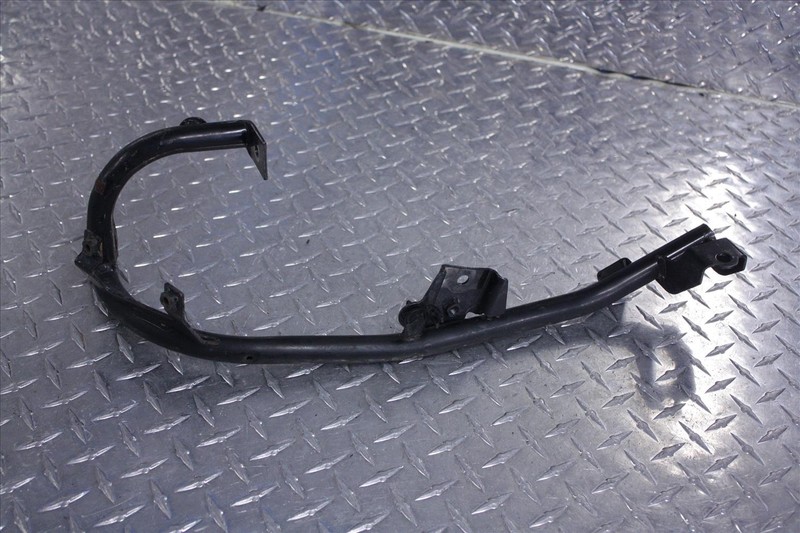 04 HONDA FSC 600 D SILVERWING RIGHT RH SIDE FLOOR MOUNT BRACKET SUBFRAME FSC600