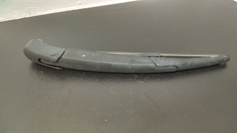 15-20 Jeep Renegade Rear Liftgate Windshield Wiper Arm OEM 68398865AA