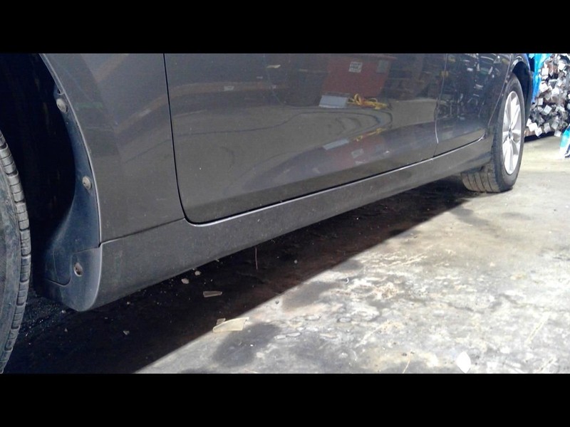 SONATA 2013 Left Rocker Panel Moulding 1656993