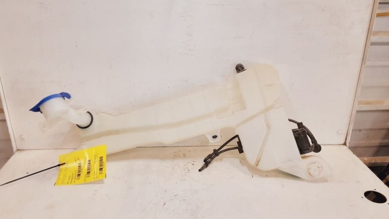 Wash Reservoir Fits 20 AVIATOR 3242671