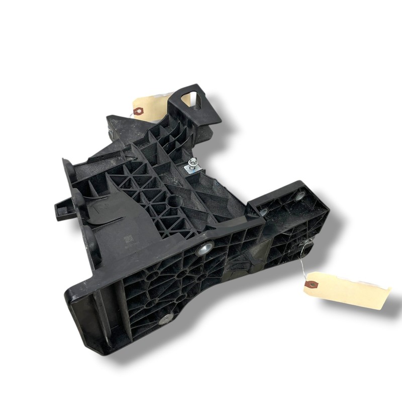 Mercedes Benz GLE W167 19-23 Front Right RH Side Slam Panel Bracket OEM T36753B