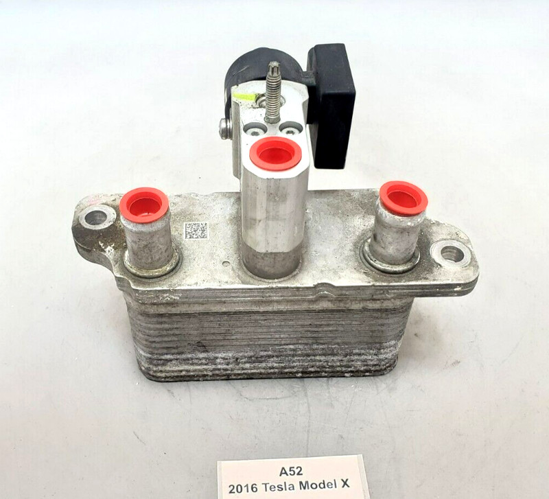 ✅ 2016-2020 OEM Tesla Model X Battery Cooler Heat Exchanger Cooler