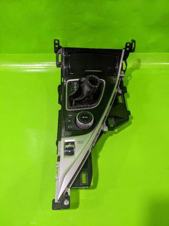 14 15 INFINITI Q50 CENTER CONSOLE GEAR SHIFT BEZEL OEM 4442-8