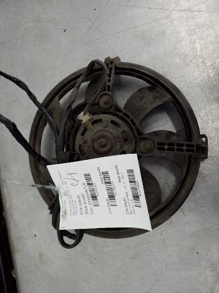 Radiator Fan Motor Fan Assembly 6 Cylinder Fits 98-05 PASSAT 183821