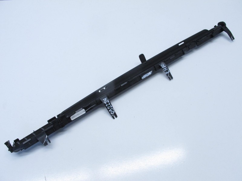 07-13 BMW E70 X5 LEFT REAR DOOR RETRACTABLE WINDOW UV SUN SCREEN SHADE 032224