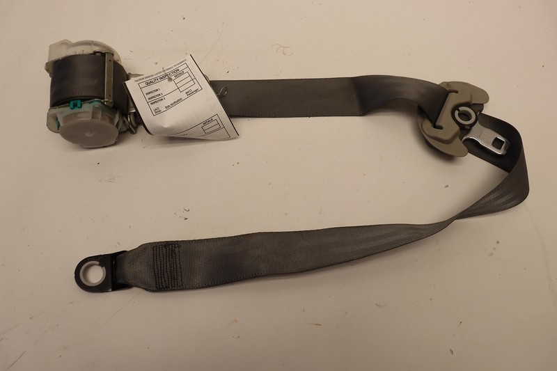 2008-2013 TOYOTA TUNDRA SR5 REAR SECOND 2ND ROW RIGHT SIDE SEAT BELT OEM