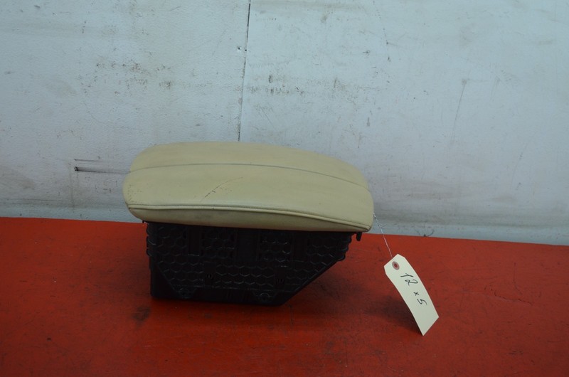 07-13 BMW E70 X5 CENTER CONSOLE ARMREST STORAGE OEM