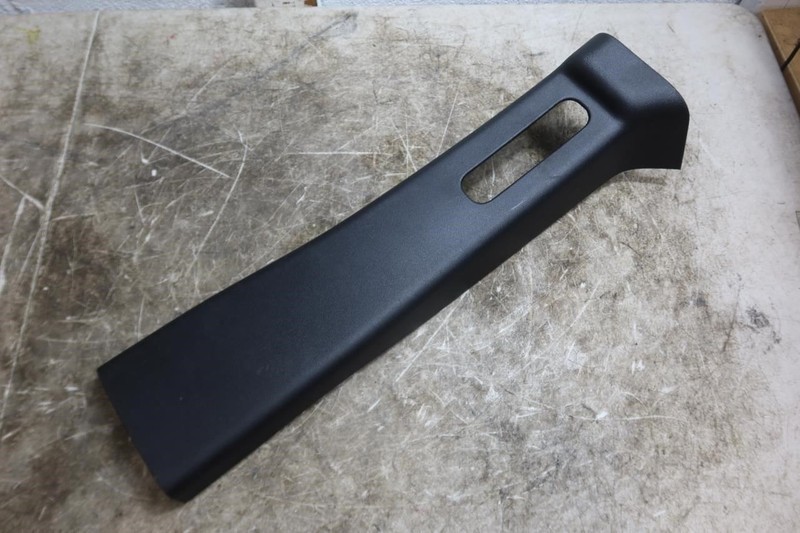 2011-2018 Jeep Wrangler JK OEM Right RH Passenger B Pillar Trim 5KF24DX9AD