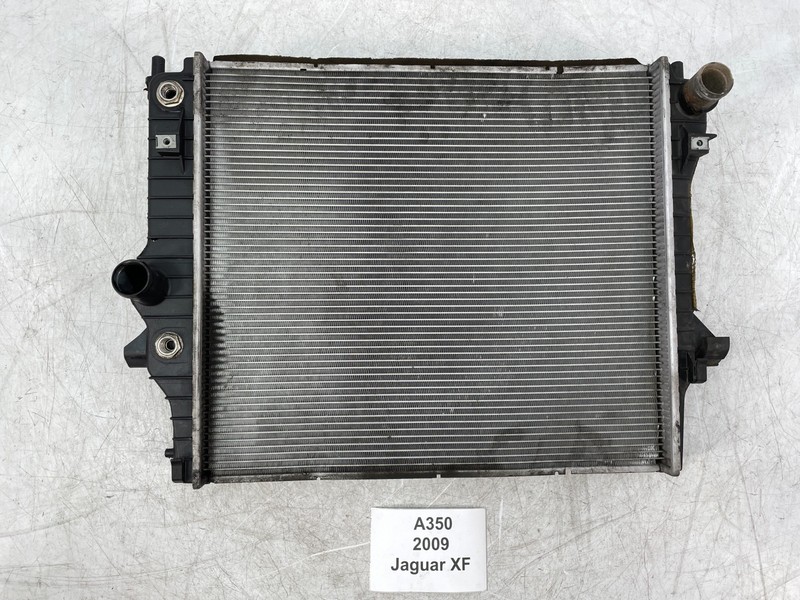 ✅ 2009-2010 OEM Jaguar XF 4.2L Engine Motor Cooling Radiator Assembly