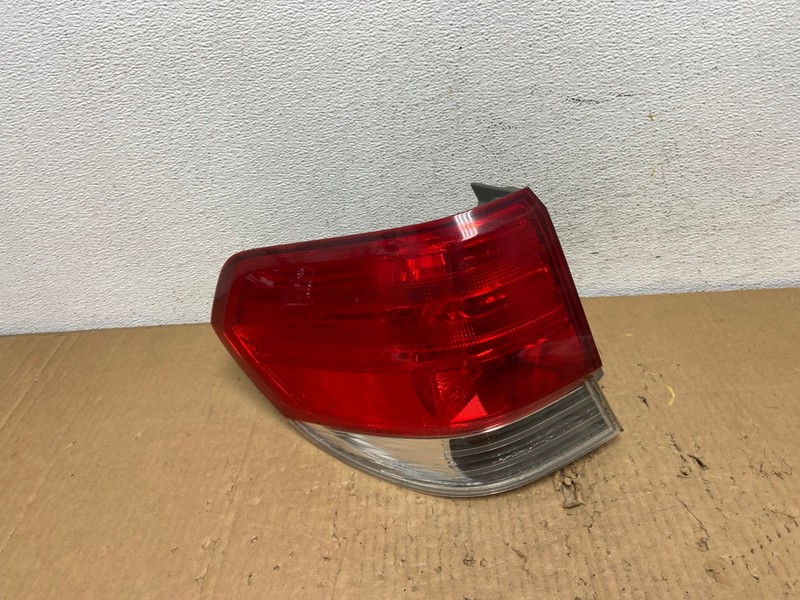 2008 2009 2010 Honda Odyssey Left Driver LH Side Tail Light AD2443 LK