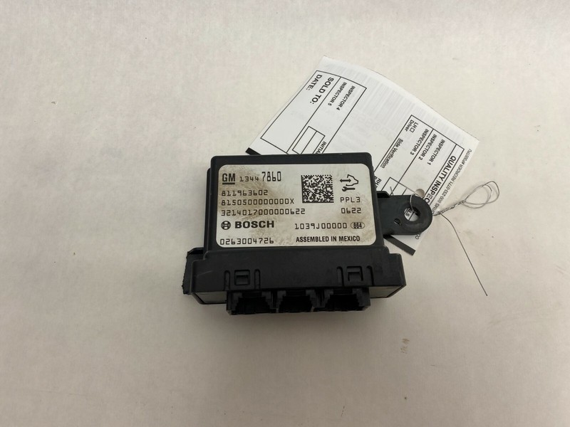 13-17 CADILLAC XTS PARK ASSIST MODULE OEM 13447860