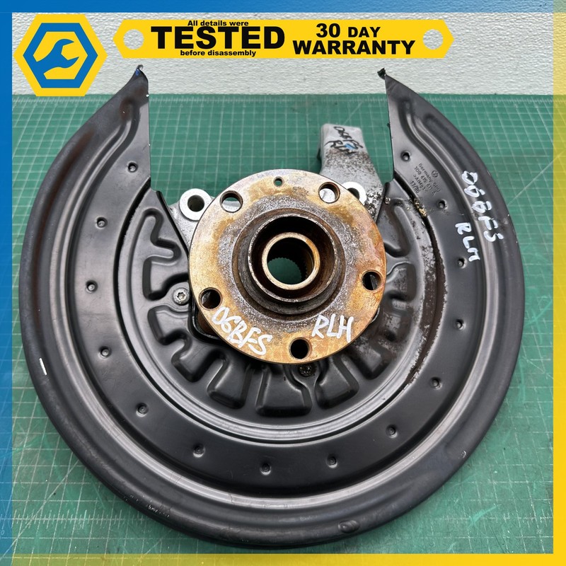 06-12 BENTLEY Flying Spur REAR LEFT DRIVER SIDE SPINDLE KNUCKLE W/ HUB OEM