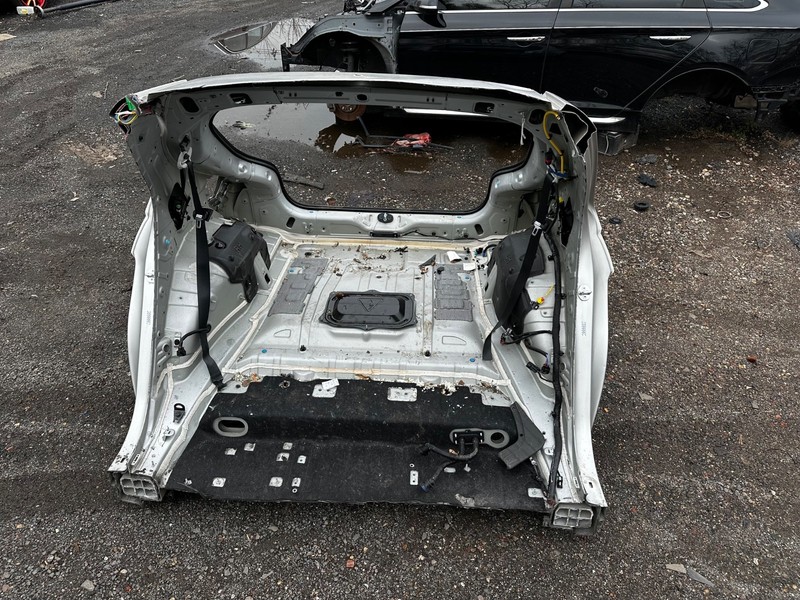 2022-2025 Hyundai Ioniq 5 Rear Quarter Panel Structure Cut OEM LOOK IMAGES