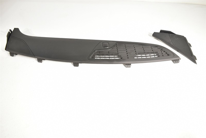 18-19 Camaro Zl1 Dash Trim Defroster Panel Aa6762
