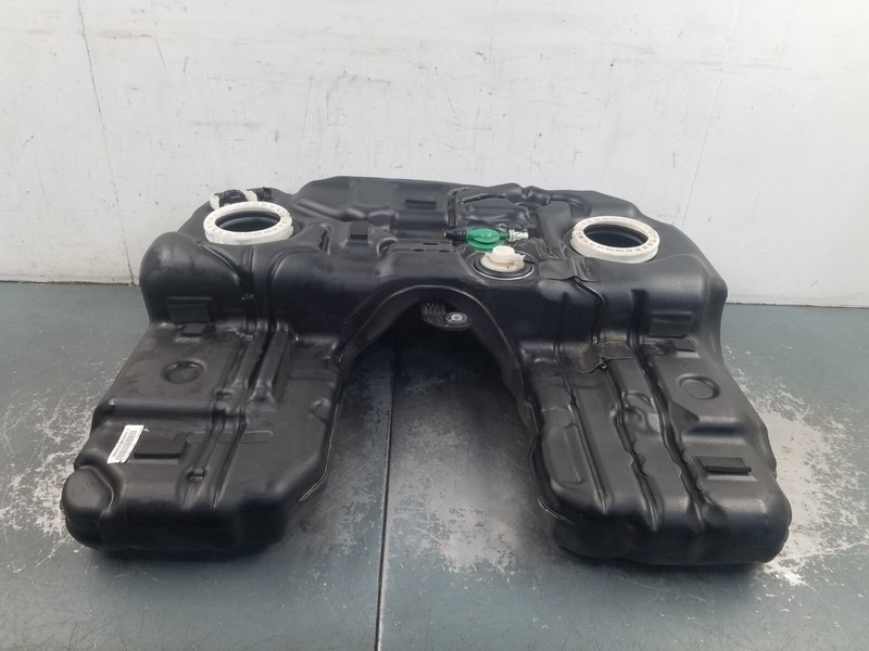 2015 BMW X5M F85 Fuel Tank #9227 VV5